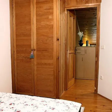 Green Garden Nat Apartman *
